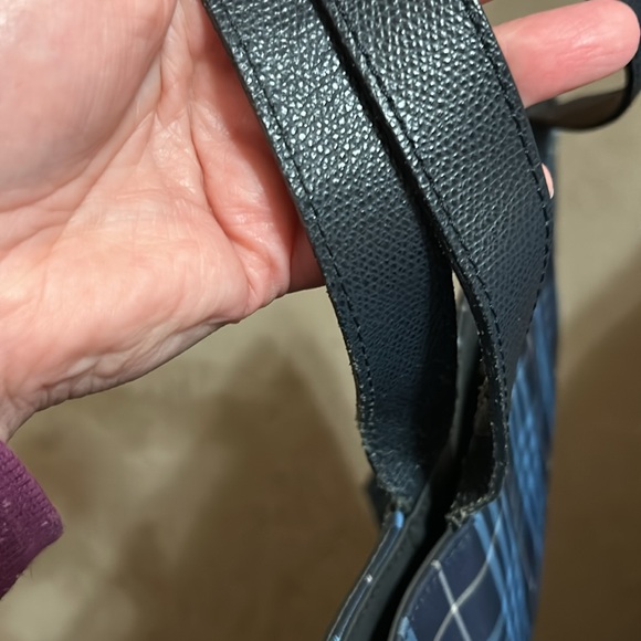 EUC Burberry Tote - Picture 4 of 9